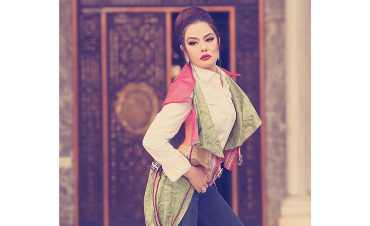 شريهان تبكي في أوّل تعليق لها بعد إعلان عودتها للفنّ